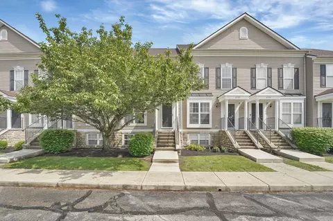 6550 Crab Apple Dr, Canal Winchester, OH 43110