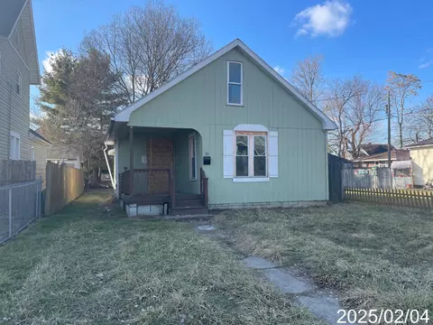 33 N 10th St, Newark, OH 43055