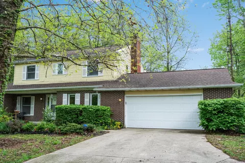 3210 Buttermilk Hill Rd, Radnor, OH 43066
