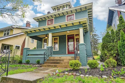 Exterior - 116 E Tulane Rd, Columbus, OH 43202 photo 3 of 4