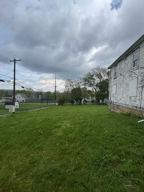 1566 Prospect St, Springfield, OH 45503 photo 3
