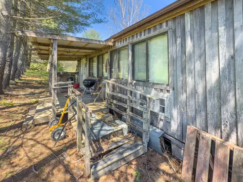 14375 Hooper Ridge Rd, Millfield, OH 45761
