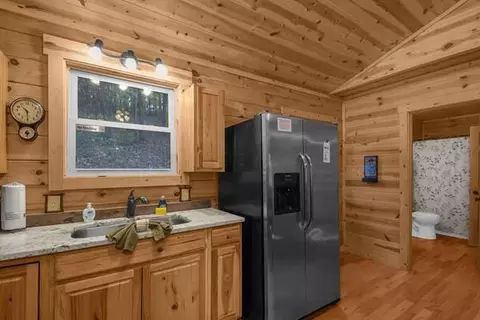 Kitchen - 28745 Big Pine Rd, Logan, OH 43138 photo 2 of 4