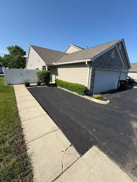 6983 Remsen Dr #77A, Canal Winchester, OH 43110