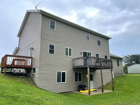 Exterior - 7719 Bear Run Rd, Logan, OH 43138 photo 12 of 16