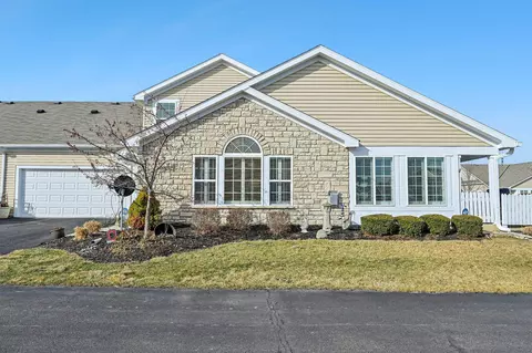 1753 Chestnut Farms Loop, Grove City, OH 43123