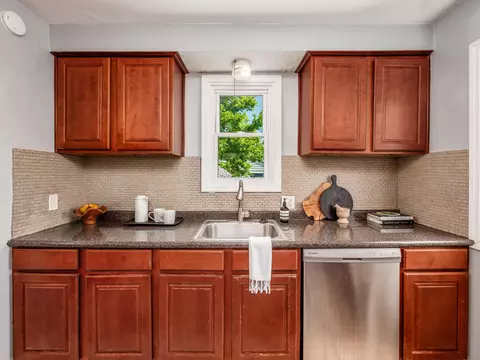 Kitchen - 582 E Weber Rd, Columbus, OH 43202 photo 3 of 4