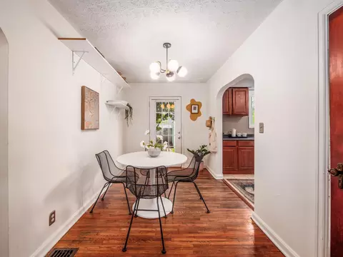 Dining - 582 E Weber Rd, Columbus, OH 43202 photo 1 of 2