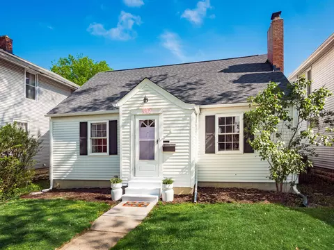 Exterior - 582 E Weber Rd, Columbus, OH 43202 photo 10 of 10