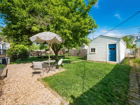 Exterior - 582 E Weber Rd, Columbus, OH 43202 photo 3 of 10