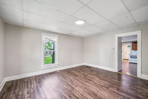 349 E Central Ave, Delaware, OH 43015 photo 9