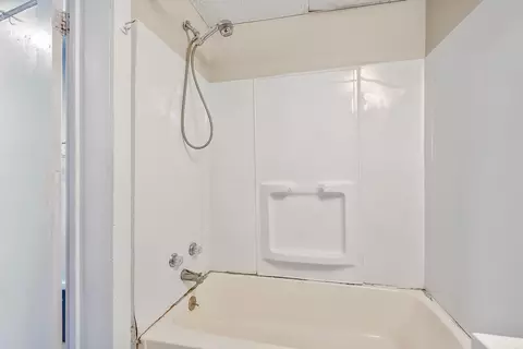 349 E Central Ave, Delaware, OH 43015 photo 17