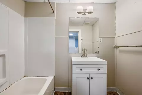 349 E Central Ave, Delaware, OH 43015 photo 15