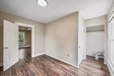 349 E Central Ave, Delaware, OH 43015 photo 11