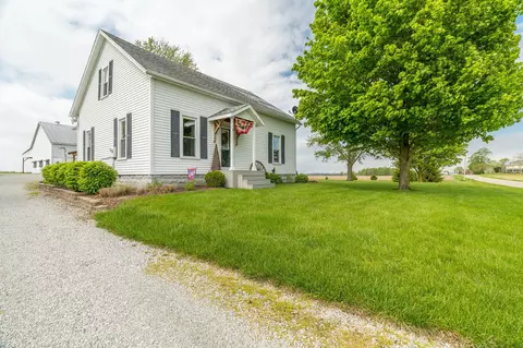 6010 Versailles Rd, Piqua, OH 45356