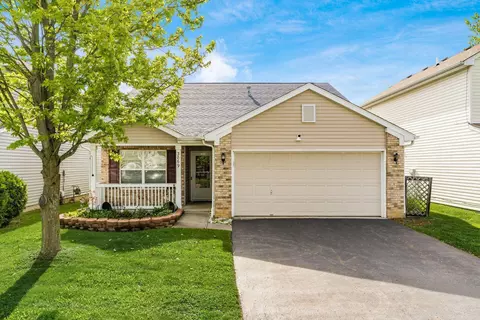 3869 Winding Twig Dr, Canal Winchester, OH 43110