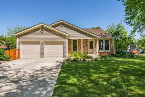 3186 Bowdoin Cir, Columbus, OH 43204