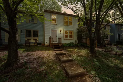 3860 Julia Ct, Columbus, OH 43230