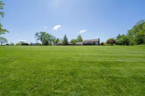 Exterior - 7684 Stout Rd, Circleville, OH 43113 photo 4 of 17