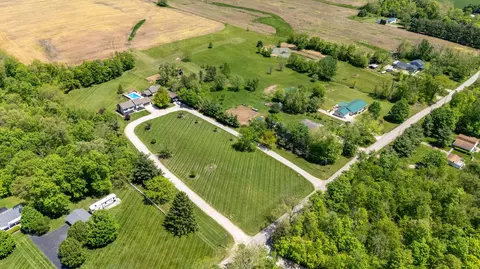 View/Area - 7684 Stout Rd, Circleville, OH 43113 photo 9 of 10