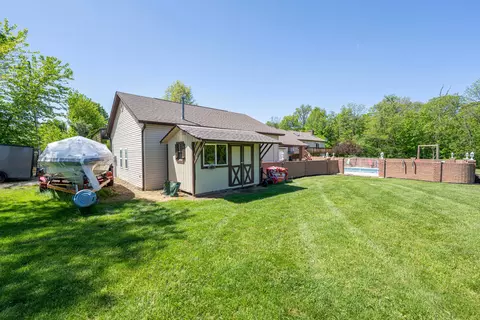 Exterior - 7684 Stout Rd, Circleville, OH 43113 photo 10 of 17
