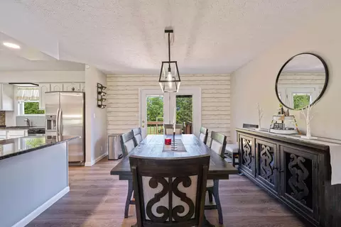 Dining - 7684 Stout Rd, Circleville, OH 43113 photo 1 of 1
