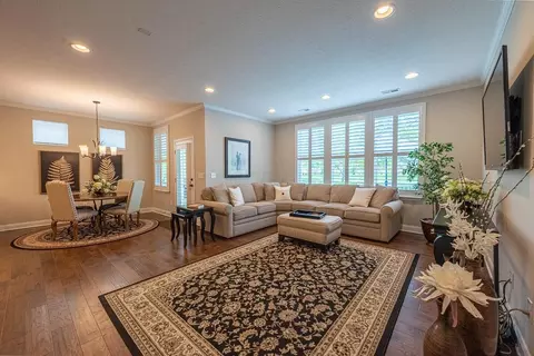 Living - 380 Stone Quarry Dr, Delaware, OH 43015 photo 3 of 3