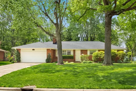 872 Poling Dr, Columbus, OH 43224