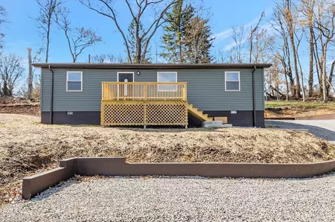 1427 Saint Charles St, Zanesville, OH 43701