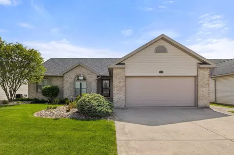 106 Kincora Dr, Bucyrus, OH 44820