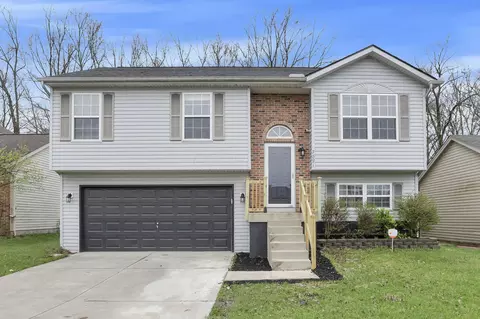 7891 Fairfax Loop Dr, Blacklick, OH 43004
