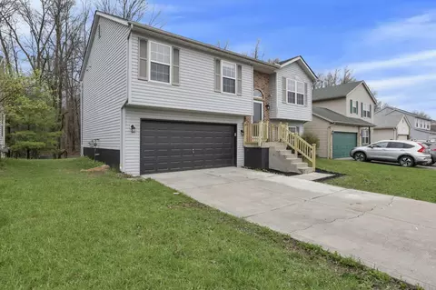 7891 Fairfax Loop Dr, Blacklick, OH 43004 photo 2