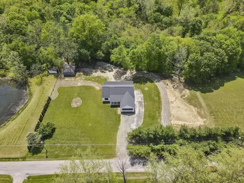 7205 W Grubb Rd NE, Thornville, OH 43076