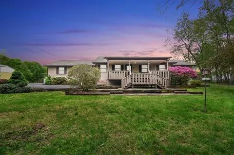 11065 Upper Gilchrist Rd, Mount Vernon, OH 43050