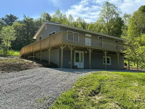 19966 Happy Hollow Rd, Laurelville, OH 43135