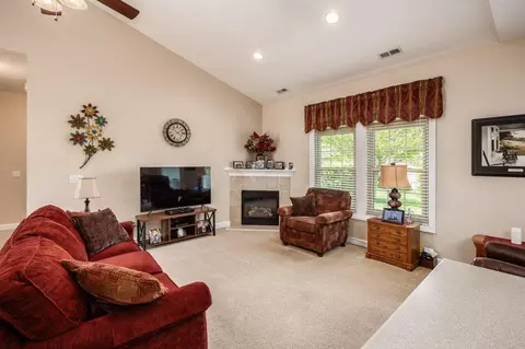 4 Claire Ct, Circleville, OH 43113 photo 9
