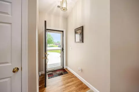 4 Claire Ct, Circleville, OH 43113 photo 6