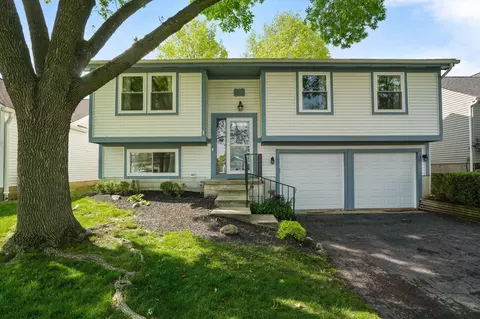 5133 Hidden View Dr, Hilliard, OH 43026