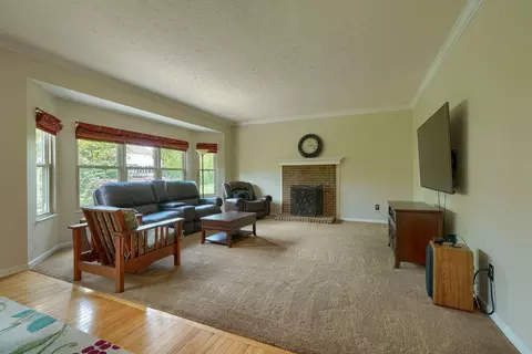 Living - 4276 Ewing Ct, Powell, OH 43065 photo 3 of 4