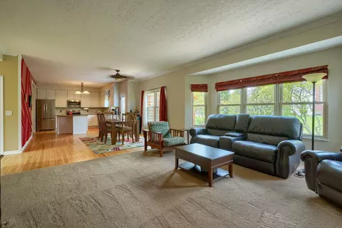 Living - 4276 Ewing Ct, Powell, OH 43065 photo 4 of 4
