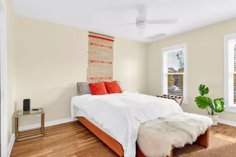 Bedroom - 236 E 4th Ave, Columbus, OH 43201 photo 2 of 3