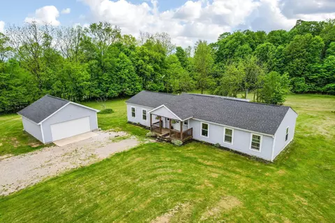 1082 James Rd, Granville, OH 43023