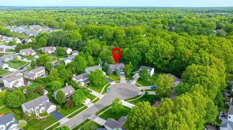 6598 Burbank Pl, Westerville, OH 43082