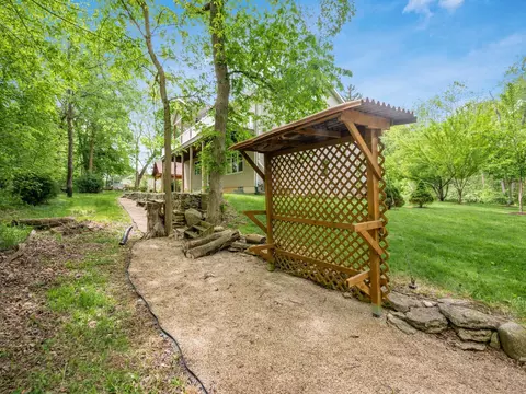 Exterior - 9684 Shawnee Trl, Powell, OH 43065 photo 7 of 8