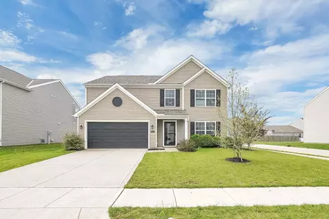 5617 Branchville Dr, Canal Winchester, OH 43110