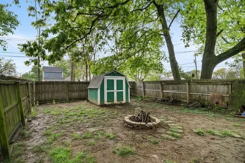 Exterior - 357 E Welch Ave, Columbus, OH 43207 photo 1 of 3