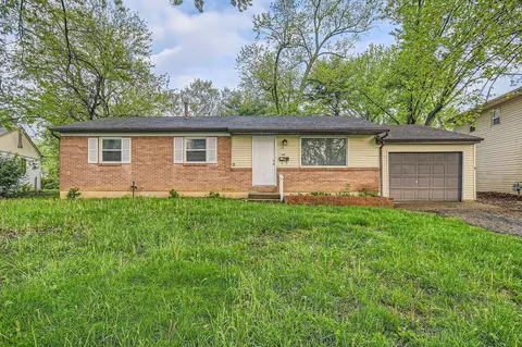 3038 Wadsworth Ct, Columbus, OH 43232