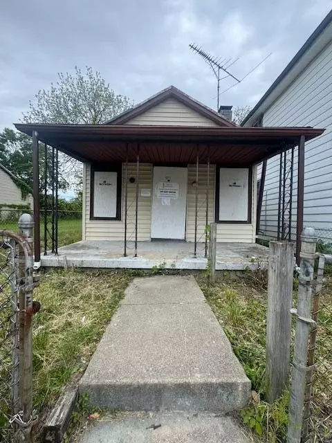 744 Kenton St, Springfield, OH 45505