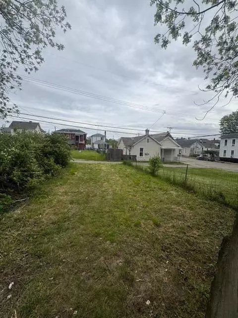 744 Kenton St, Springfield, OH 45505 photo 6