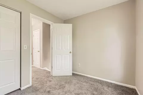 Bedroom - 5422 Everson Rd N, Columbus, OH 43232 photo 5 of 9